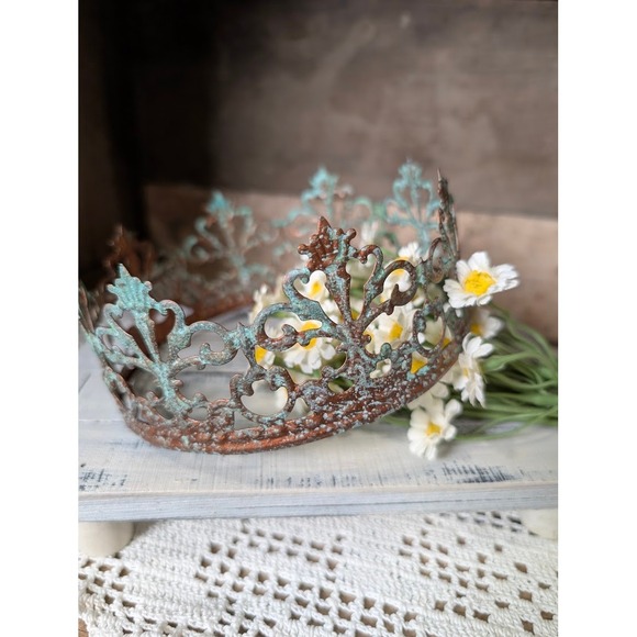 Other - COPPER PATINA Rusty Finish Crown - 5" Diameter